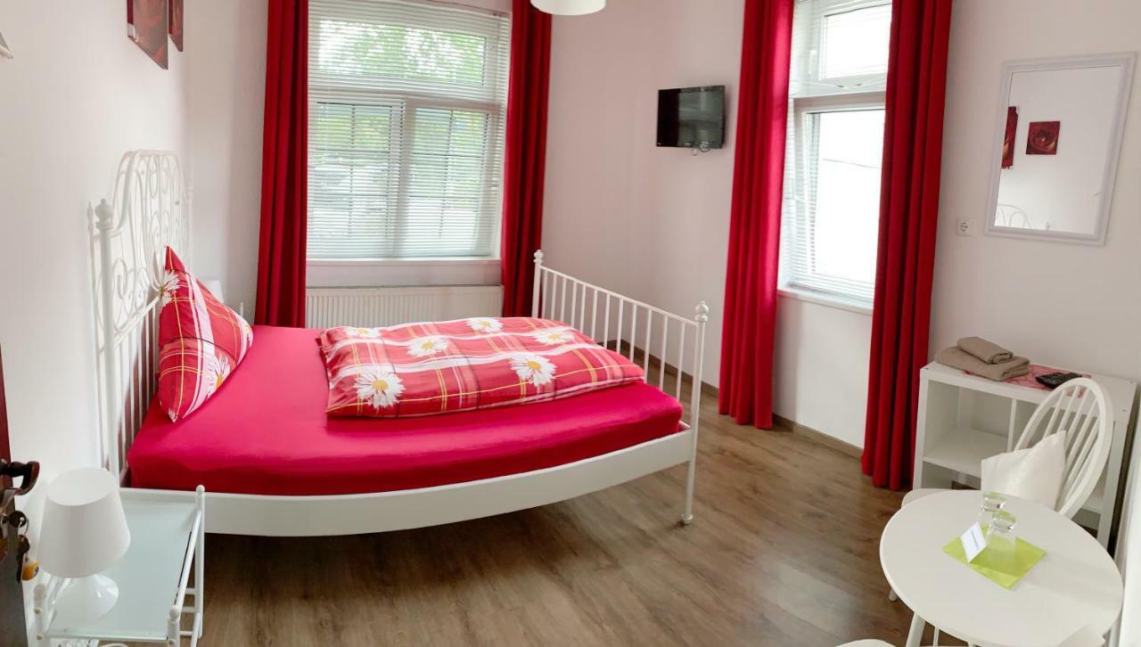Pension Adria Ена Экстерьер фото